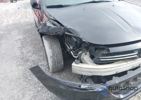 2014 Dodge Dart Gt z USA, uszkodzony, nr VIN 1C3CDFEB0ED743650